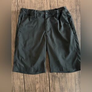 Nike Golf Dark Gray youth small Shorts